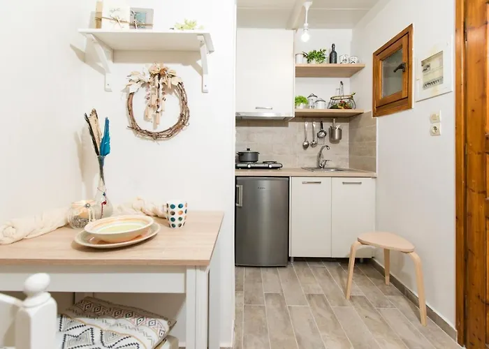 Kamaraki Old Town 6 شقة ريثيمنو